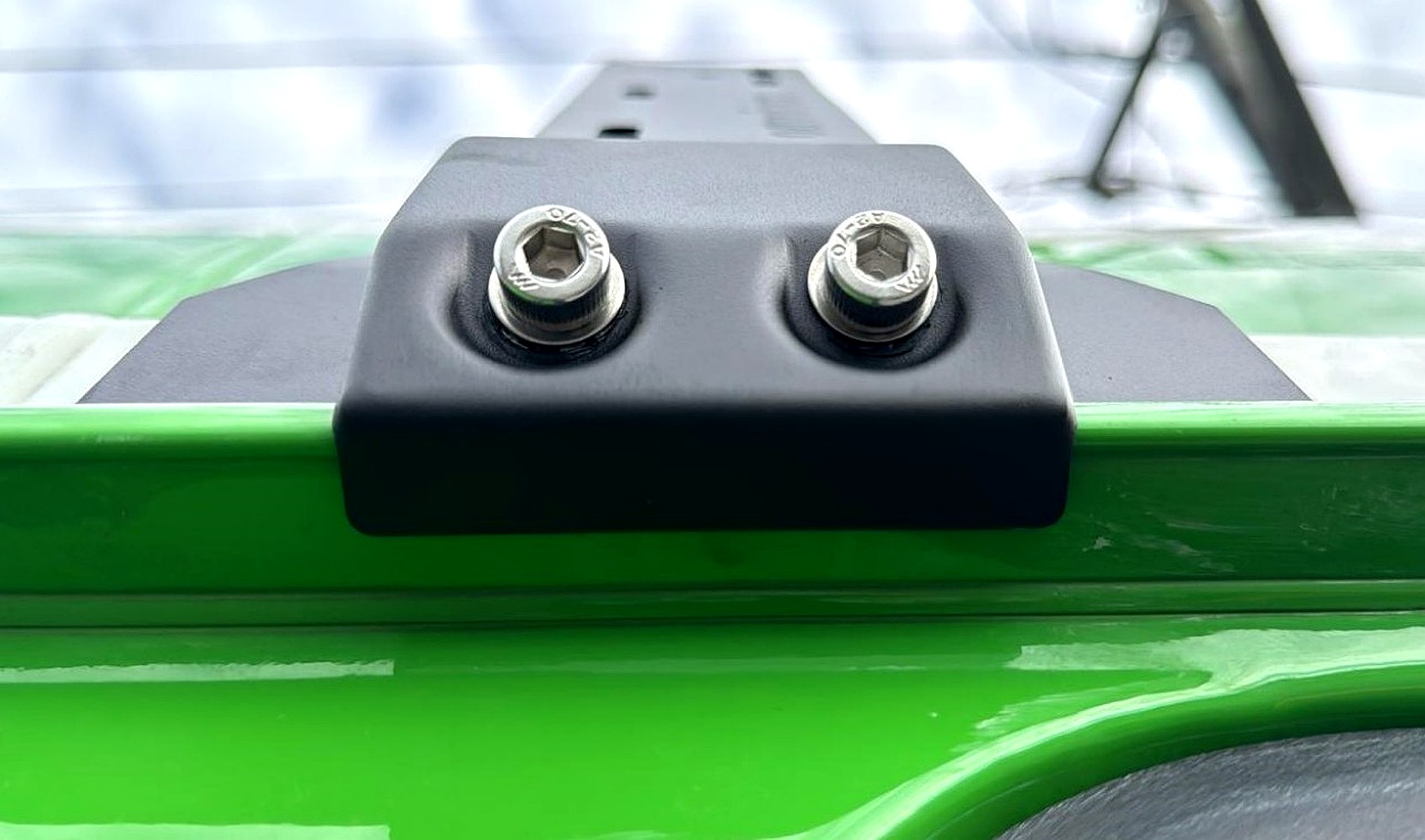 Ozroofracks | Nissan Caravan Roof Racks