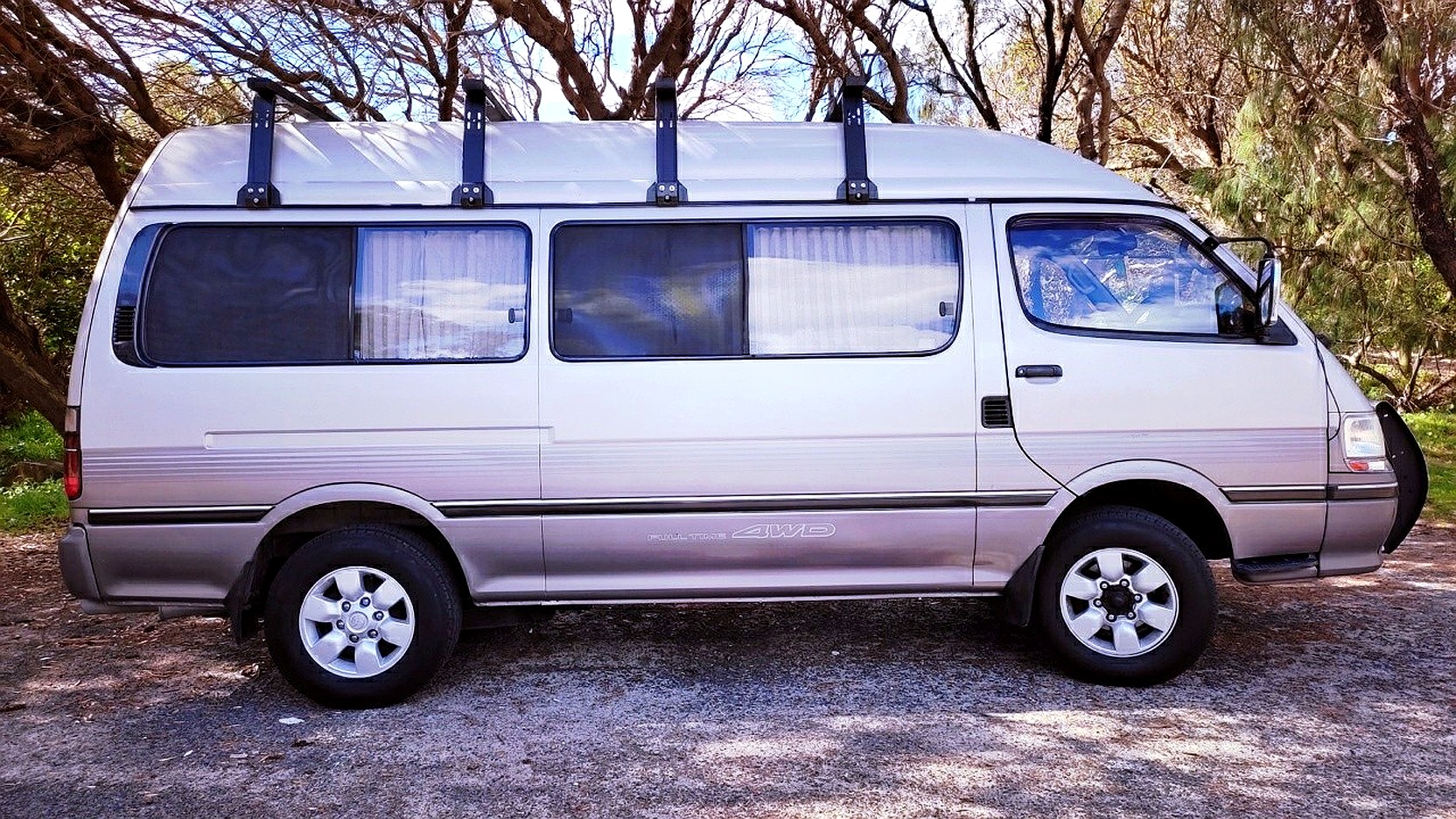 Ozroofracks | Nissan Caravan Roof Racks